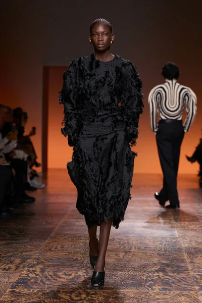 Look 73